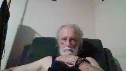 Snapshot of myheartandsoul1 chatting on December 20, 2025, 1:29 pm myheartandsoul1 online show from December 20, 2025, 1:29 pm