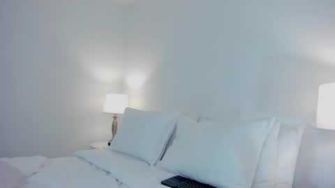 Snapshot of mylerosex chatting on October 14, 2025, 12:00 am Myle online show from October 14, 2025, 12:00 am