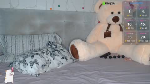 Milfari online show from December 1, 2024, 6:41 pm