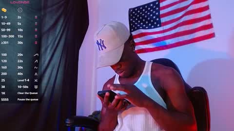 Snapshot of mylowallacee chatting on October 13, 2025, 7:14 pm Mylo Wallace  online show from October 13, 2025, 7:14 pm