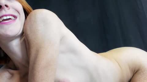 Snapshot of mymiesexy chatting on November 6, 2025, 10:32 pm mymiesexy online show from November 6, 2025, 10:32 pm