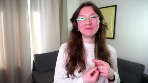 Epsil online show from April 16, 2026, 12:17 pm