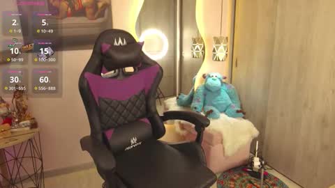 S A R A online show from October 8, 2025, 12:03 pm