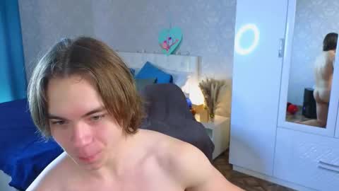 Snapshot of myshkek chatting on March 8, 2025, 5:59 am Mickey online show from March 8, 2025, 5:59 am