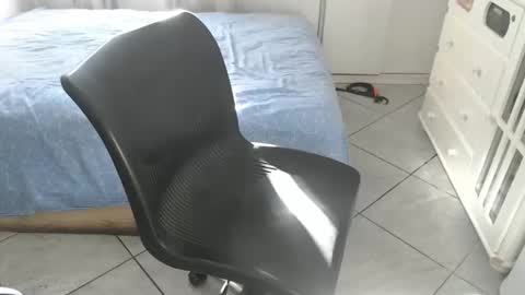 Snapshot of mysterbearmg chatting on January 11, 2026, 8:03 pm mysterbearmg online show from January 11, 2026, 8:03 pm