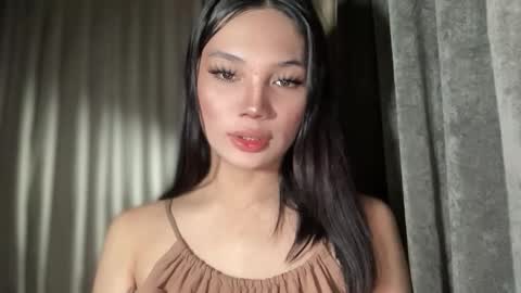 UR GIRL NEXTDOOR online show from February 8, 2026, 4:49 am