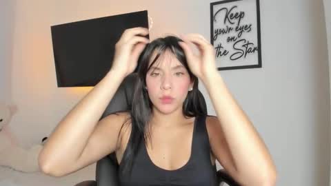 Elena online show from February 17, 2026, 2:08 am