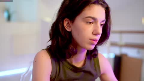 Snapshot of mystica_ chatting on December 2, 2024, 7:03 am MILLI online show from December 2, 2024, 7:03 am