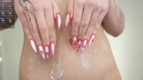 Snapshot of mystica_ chatting on December 14, 2024, 9:51 am MILLI online show from December 14, 2024, 9:51 am