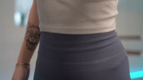 Snapshot of mystica_ chatting on January 21, 2025, 10:08 am MILLI online show from January 21, 2025, 10:08 am