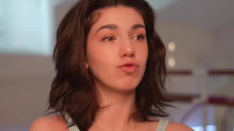 Snapshot of mystica_ chatting on February 21, 2025, 7:01 am MILLI online show from February 21, 2025, 7:01 am