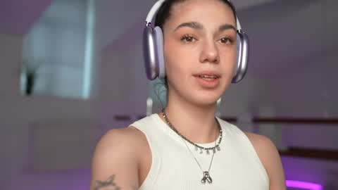 Snapshot of mystica_ chatting on March 12, 2025, 7:02 am MILLI online show from March 12, 2025, 7:02 am