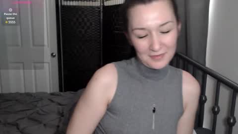 Snapshot of mysticmuse94 chatting on March 12, 2025, 5:38 pm MysticMuse online show from March 12, 2025, 5:38 pm