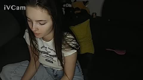 Leya online show from February 7, 2026, 9:51 pm