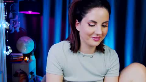 Angeline online show from February 21, 2026, 6:42 pm