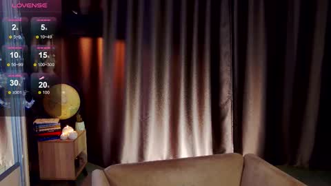 Angeline online show from March 30, 2026, 7:37 pm