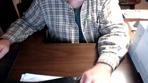 Snapshot of mytimeyourtimeourtime chatting on April 27, 2026, 10:02 am ItsTime online show from April 27, 2026, 10:02 am