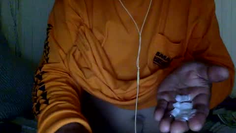 str8 dom alphaAsian Daddy type. sorry not bi or  curious but i dont judgediscrimenate. online show from January 31, 2025, 12:18 pm