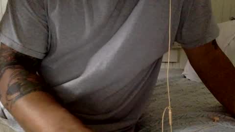 str8 dom alphaAsian Daddy type. sorry not bi or  curious but i dont judgediscrimenate. online show from February 16, 2025, 8:55 pm