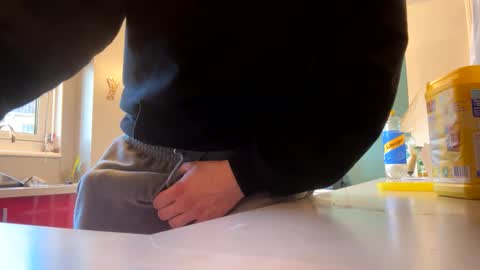 n0facen0case1 online show from January 4, 2025, 11:54 am