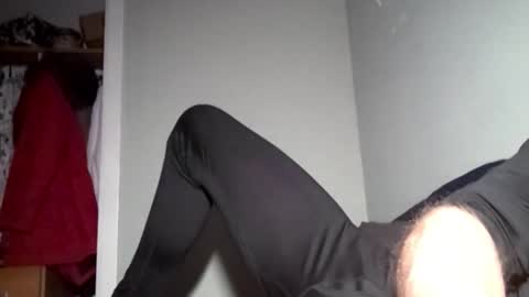 n33ds2br33d online show from November 21, 2025, 4:00 am