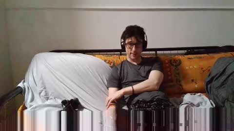 a Ordinary Boy online show from February 14, 2026, 6:43 am