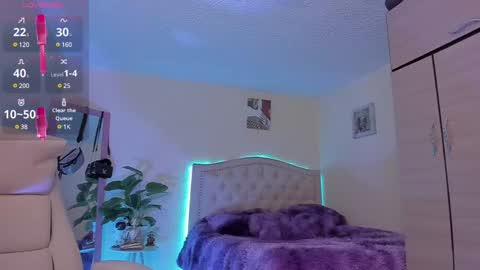 Snapshot of naath_ chatting on December 18, 2024, 10:24 pm anny online show from December 18, 2024, 10:24 pm