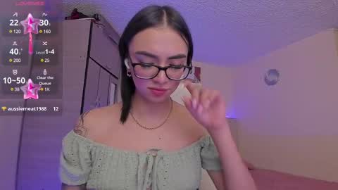 Snapshot of naath_ chatting on February 22, 2025, 10:42 pm anny online show from February 22, 2025, 10:42 pm