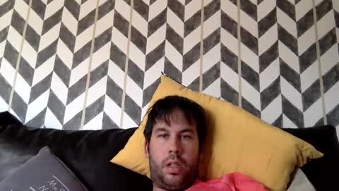 jesussevilla online show from October 17, 2025, 12:41 pm