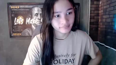 nadiestar online show from May 18, 2026, 11:43 pm