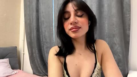 Leya online show from May 8, 2026, 1:16 pm