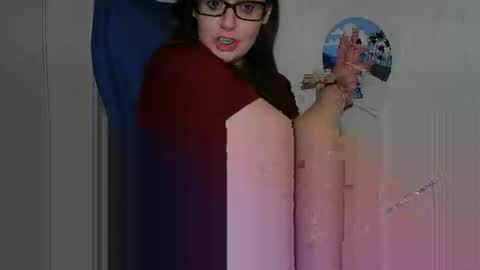 Nadya nextdoor online show from May 9, 2026, 4:39 am