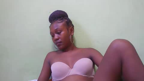 nah296652 online show from May 1, 2026, 11:04 am