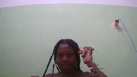 nah296652 online show from May 6, 2026, 6:41 am