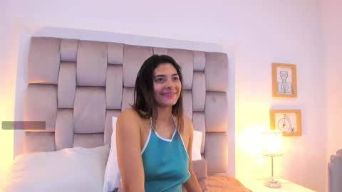 nahhiara  online show from October 8, 2025, 7:22 pm
