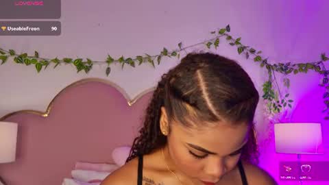 Snapshot of nahiarareina chatting on July 3, 2026, 2:01 pm NahiaraReina online show from July 3, 2026, 2:01 pm