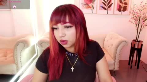 Snapshot of nahomi_velmont chatting on May 6, 2026, 7:08 pm nahomi_velmont online show from May 6, 2026, 7:08 pm