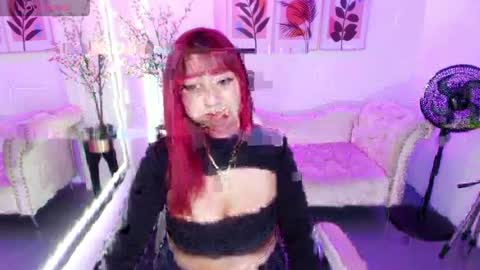 Snapshot of nahomi_velmont chatting on May 18, 2026, 7:09 pm nahomi_velmont online show from May 18, 2026, 7:09 pm