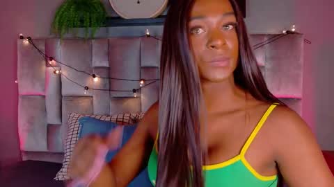  VICTORIA  online show from February 6, 2026, 7:50 pm