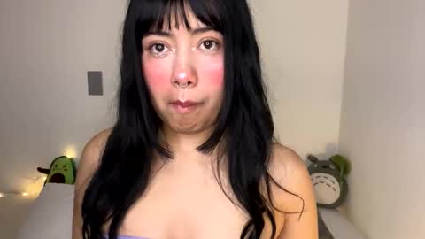 nahomy online show from March 28, 2026, 1:22 pm