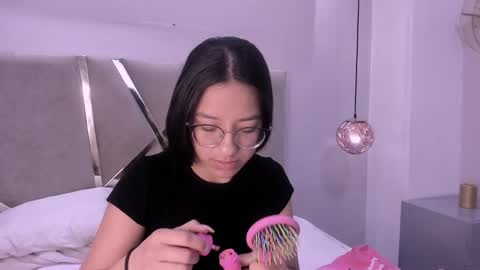 nai_blue online show from October 21, 2025, 1:34 pm