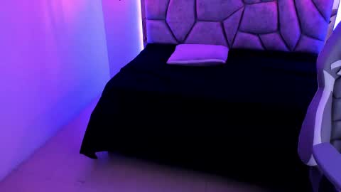    online show from January 11, 2025, 6:44 pm