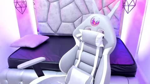    online show from February 1, 2025, 1:12 am