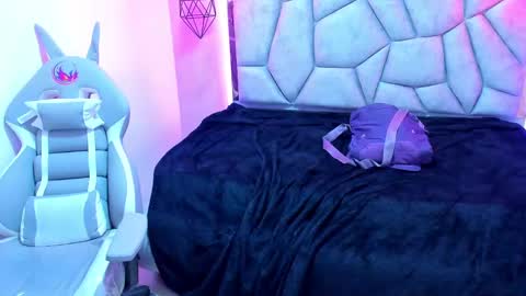    online show from February 23, 2025, 1:35 am