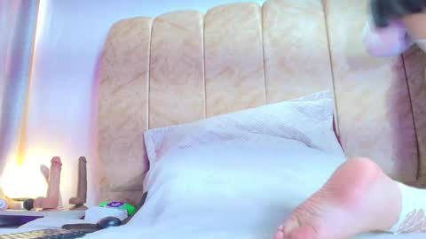 Naia x online show from September 10, 2025, 7:47 pm