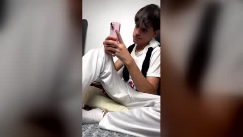  N A I M T H E  K I N G  online show from February 3, 2026, 4:54 am