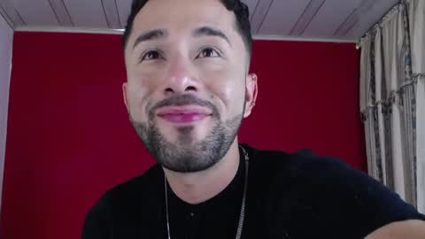 Snapshot of nainpaulo chatting on March 9, 2025, 5:11 am nainpaulo online show from March 9, 2025, 5:11 am