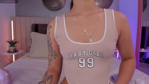 Snapshot of naishaford_1 chatting on January 17, 2026, 4:06 am Naisha Ford online show from January 17, 2026, 4:06 am