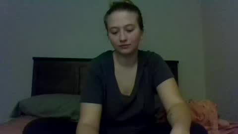 Snapshot of nakedmomma chatting on December 13, 2024, 3:49 am SianaBabe online show from December 13, 2024, 3:49 am