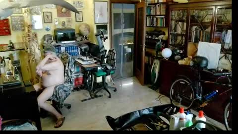 Snapshot of nakednudist72 chatting on May 14, 2026, 8:21 am Naked Naturist online show from May 14, 2026, 8:21 am